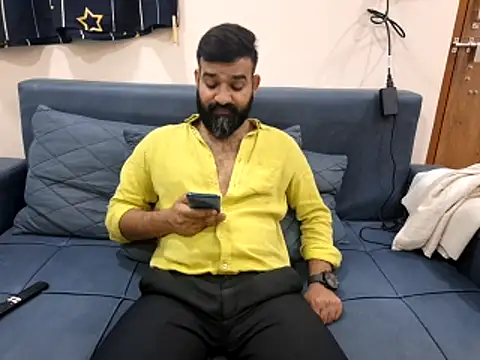 Snapshot of Fun_Guuy chatting on 10.28.25 Fun Guuy online show from 10.28.25