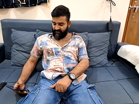 Snapshot of Fun_Guuy chatting on 11.16.25 Fun Guuy online show from 11.16.25