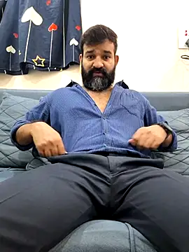 Snapshot of Fun_Guuy chatting on 11.23.25 Fun Guuy online show from 11.23.25