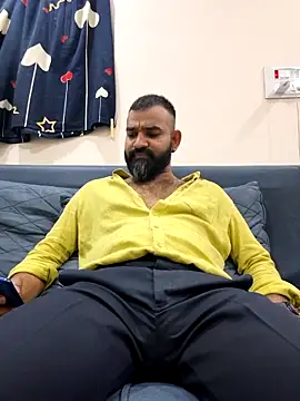 Snapshot of Fun_Guuy chatting on 12.03.25 Fun Guuy online show from 12.03.25