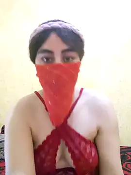 Snapshot of Lalou chatting on 12.07.24 Lalou online show from 12.07.24