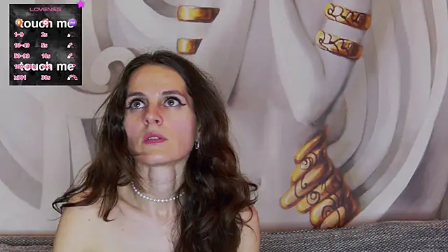 Snapshot of hailey_peach chatting on 02.22.25 hailey peach online show from 02.22.25