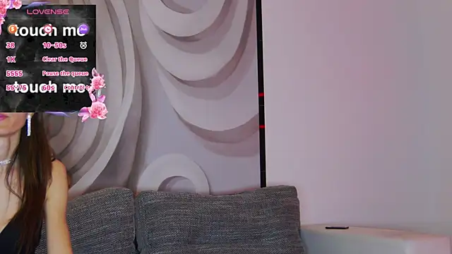 Snapshot of hailey_peach chatting on 09.19.25 hailey peach online show from 09.19.25