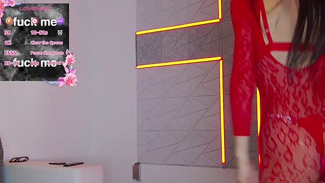 Snapshot of hailey_peach chatting on 09.26.25 hailey peach online show from 09.26.25