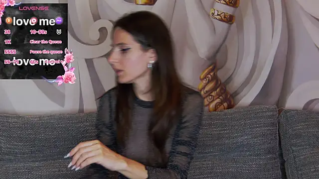 Snapshot of hailey_peach chatting on 10.19.25 hailey peach online show from 10.19.25