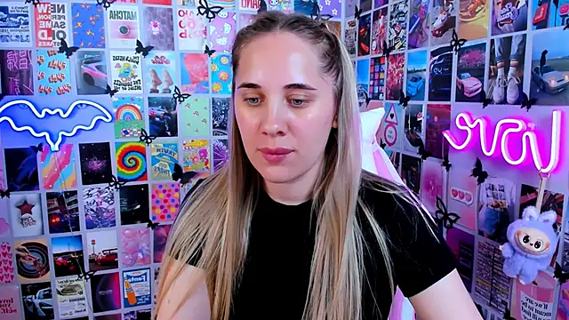 MiaMilas online show from 06.15.26