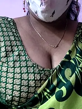 mallu-sumi online show from 11.17.25