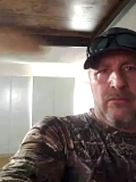 girthbrooks1269 online show from 12.18.25