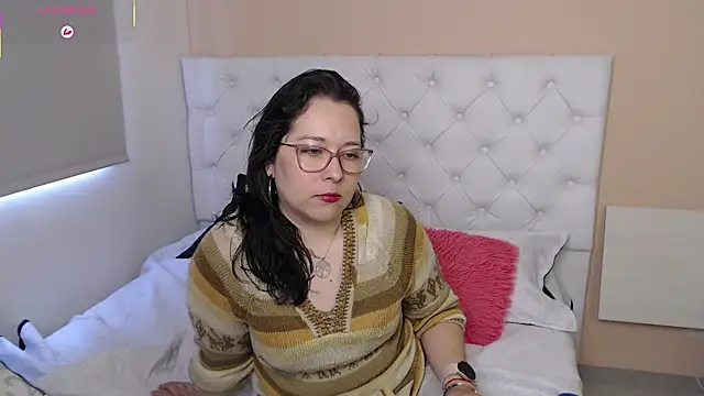 Snapshot of May_Carlier chatting on 01.15.26 May Carlier online show from 01.15.26