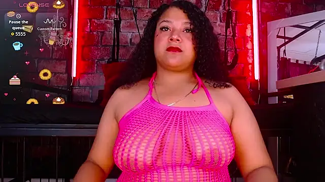 Snapshot of JadeSoleile chatting on 09.27.25 JadeSoleile online show from 09.27.25