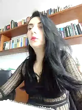 Snapshot of amellie_ros chatting on 12.05.24 amellie ros online show from 12.05.24