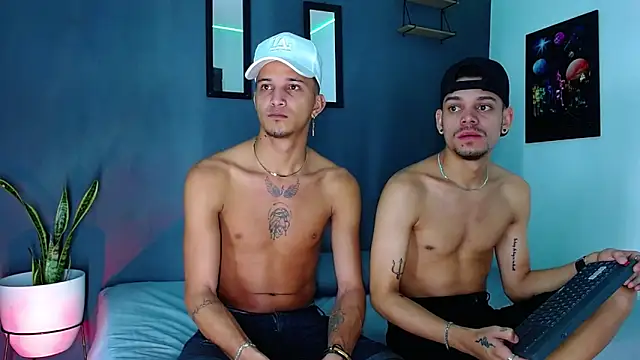 Snapshot of Friendsofeverything_ chatting on 12.02.24 Friendsofeverything  online show from 12.02.24