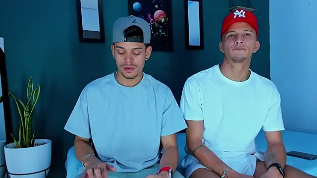 Snapshot of Friendsofeverything_ chatting on 03.02.25 Friendsofeverything  online show from 03.02.25