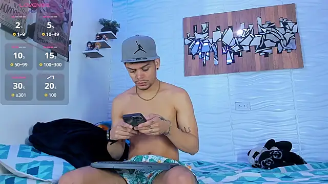 Snapshot of Friendsofeverything_ chatting on 10.09.25 Friendsofeverything  online show from 10.09.25