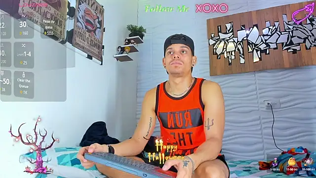 Snapshot of Friendsofeverything_ chatting on 10.12.25 Friendsofeverything  online show from 10.12.25