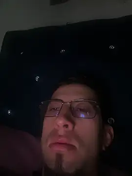 Snapshot of stivevv chatting on 07.19.26 stivevv online show from 07.19.26