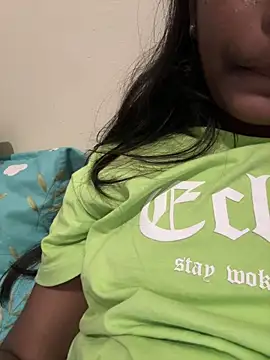 Snapshot of 85198 chatting on 03.04.26 85198 online show from 03.04.26