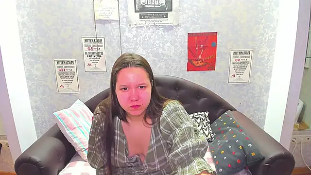 Snapshot of Mira_Karter chatting on 01.28.25 Mira Karter online show from 01.28.25