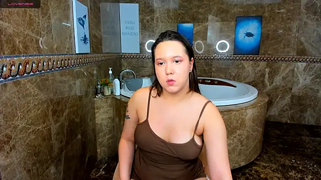 Snapshot of Mira_Karter chatting on 01.29.25 Mira Karter online show from 01.29.25