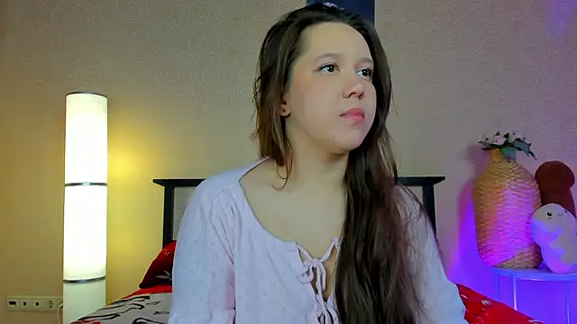 Snapshot of Mira_Karter chatting on 05.24.26 Mira Karter online show from 05.24.26