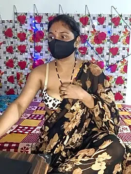 Snapshot of PeaCoooock chatting on 10.02.25 PeaCoooock online show from 10.02.25