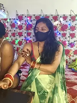 Snapshot of PeaCoooock chatting on 10.22.25 PeaCoooock online show from 10.22.25