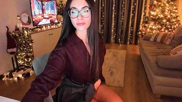 Snapshot of Miss_A chatting on 12.09.24 Miss A online show from 12.09.24