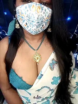 Snapshot of honey-sexy chatting on 12.28.24 honey-sexy online show from 12.28.24