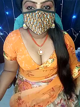 Snapshot of honey-sexy chatting on 01.08.25 honey-sexy online show from 01.08.25