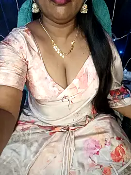 Snapshot of honey-sexy chatting on 01.09.25 honey-sexy online show from 01.09.25