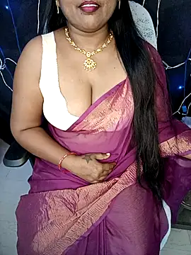 Snapshot of honey-sexy chatting on 02.16.25 honey-sexy online show from 02.16.25