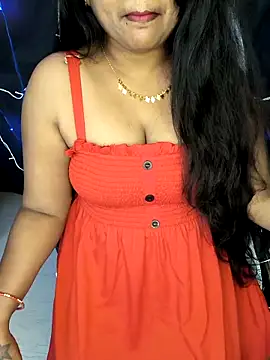 Snapshot of honey-sexy chatting on 02.18.25 honey-sexy online show from 02.18.25