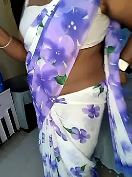 Snapshot of honey-sexy chatting on 03.07.25 honey-sexy online show from 03.07.25