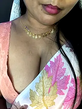 Snapshot of honey-sexy chatting on 03.11.25 honey-sexy online show from 03.11.25