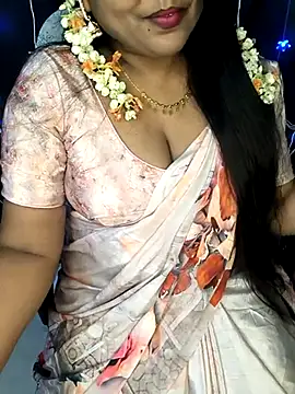 Snapshot of honey-sexy chatting on 03.21.25 honey-sexy online show from 03.21.25