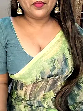 Snapshot of honey-sexy chatting on 12.02.25 honey-sexy online show from 12.02.25