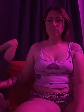 Snapshot of Constanzahud chatting on 10.12.25 Constanzahud online show from 10.12.25