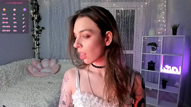 AraCopple online show from 12.16.24