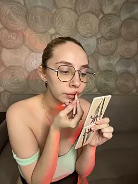 Kitty Katrine online show from 10.12.25