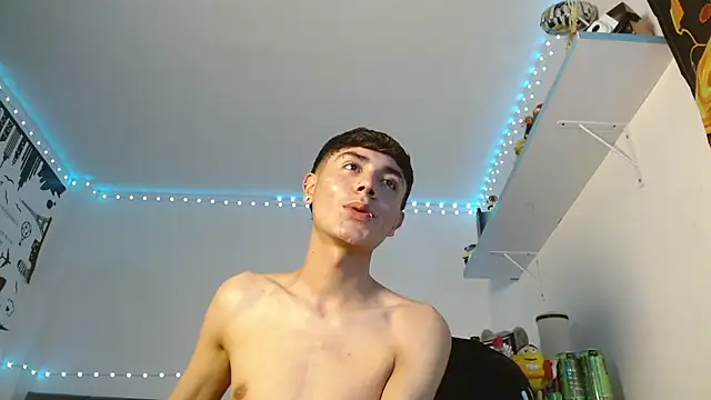 Snapshot of Im_juanda chatting on 12.01.24 Im juanda online show from 12.01.24