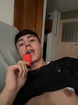 Snapshot of Im_juanda chatting on 02.14.25 Im juanda online show from 02.14.25