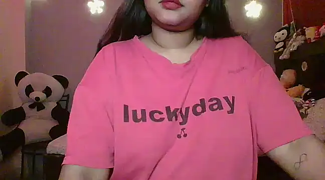 Snapshot of Your-love-12 chatting on 02.24.25 Your-love-12 online show from 02.24.25