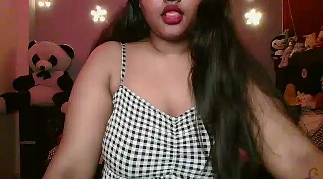 Snapshot of Your-love-12 chatting on 02.28.25 Your-love-12 online show from 02.28.25