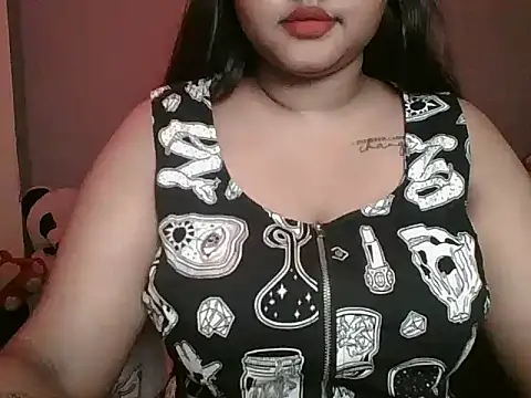 Snapshot of Your-love-12 chatting on 09.13.25 Your-love-12 online show from 09.13.25