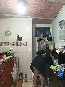 Snapshot of ZuriandAlex chatting on 02.14.26 ZuriandAlex online show from 02.14.26