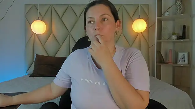 angelswets online show from 12.04.25