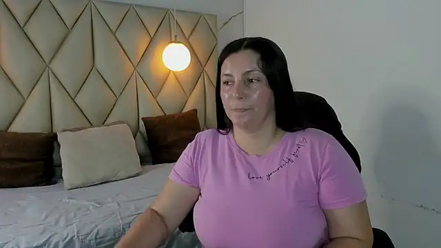 Snapshot of angelswets chatting on 07.24.26 angelswets online show from 07.24.26