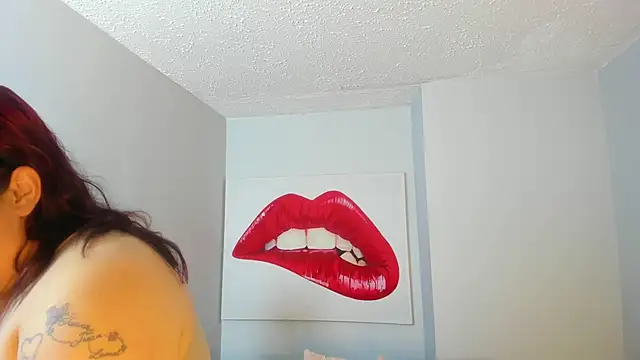 Snapshot of electrabig_6 chatting on 02.14.25 electrabig 6 online show from 02.14.25