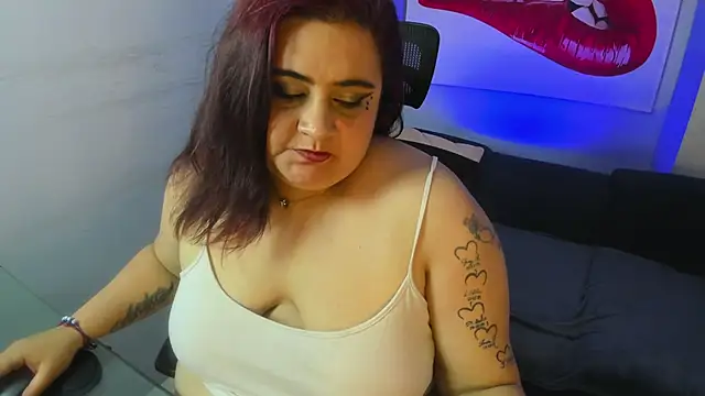 Snapshot of electrabig_6 chatting on 02.27.25 electrabig 6 online show from 02.27.25