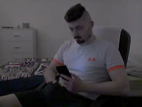 Hkl95555 online show from 10.14.25